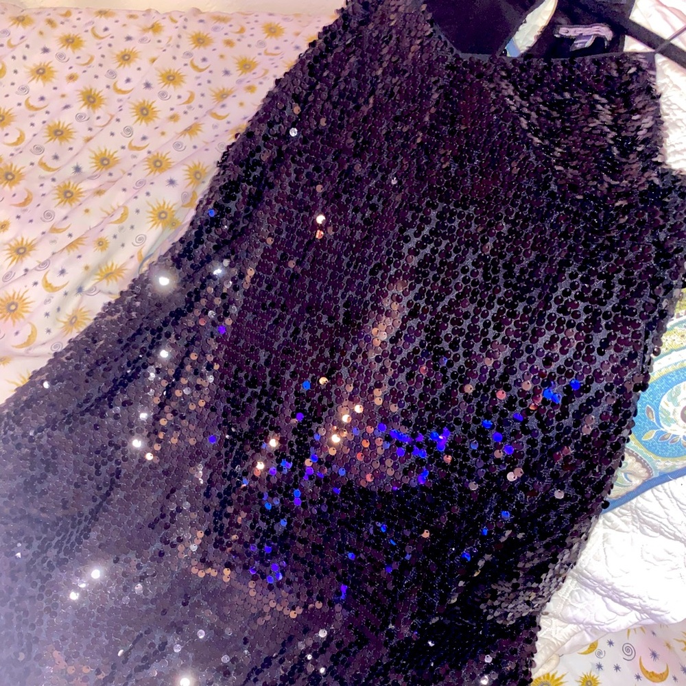 Express Prom Shimmer Dress - Picture 5 of 8